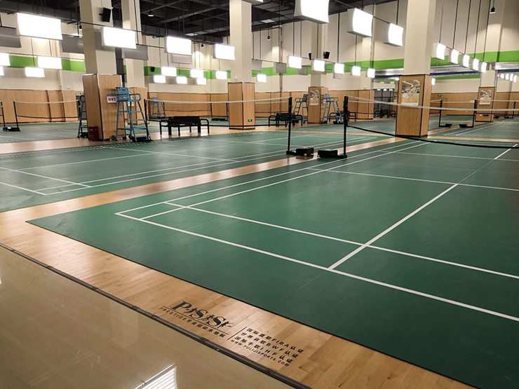 實(shí)木運(yùn)動地板